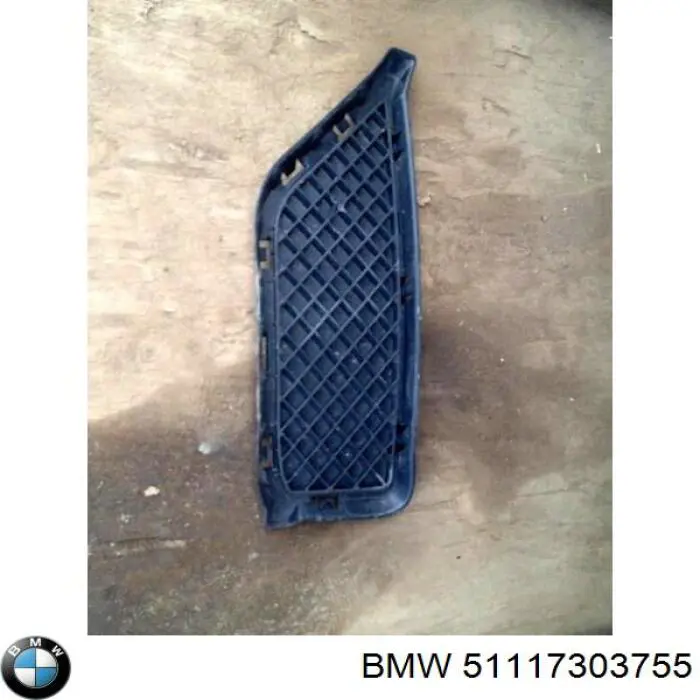 51117303755 BMW Решетка бампера переднего левая