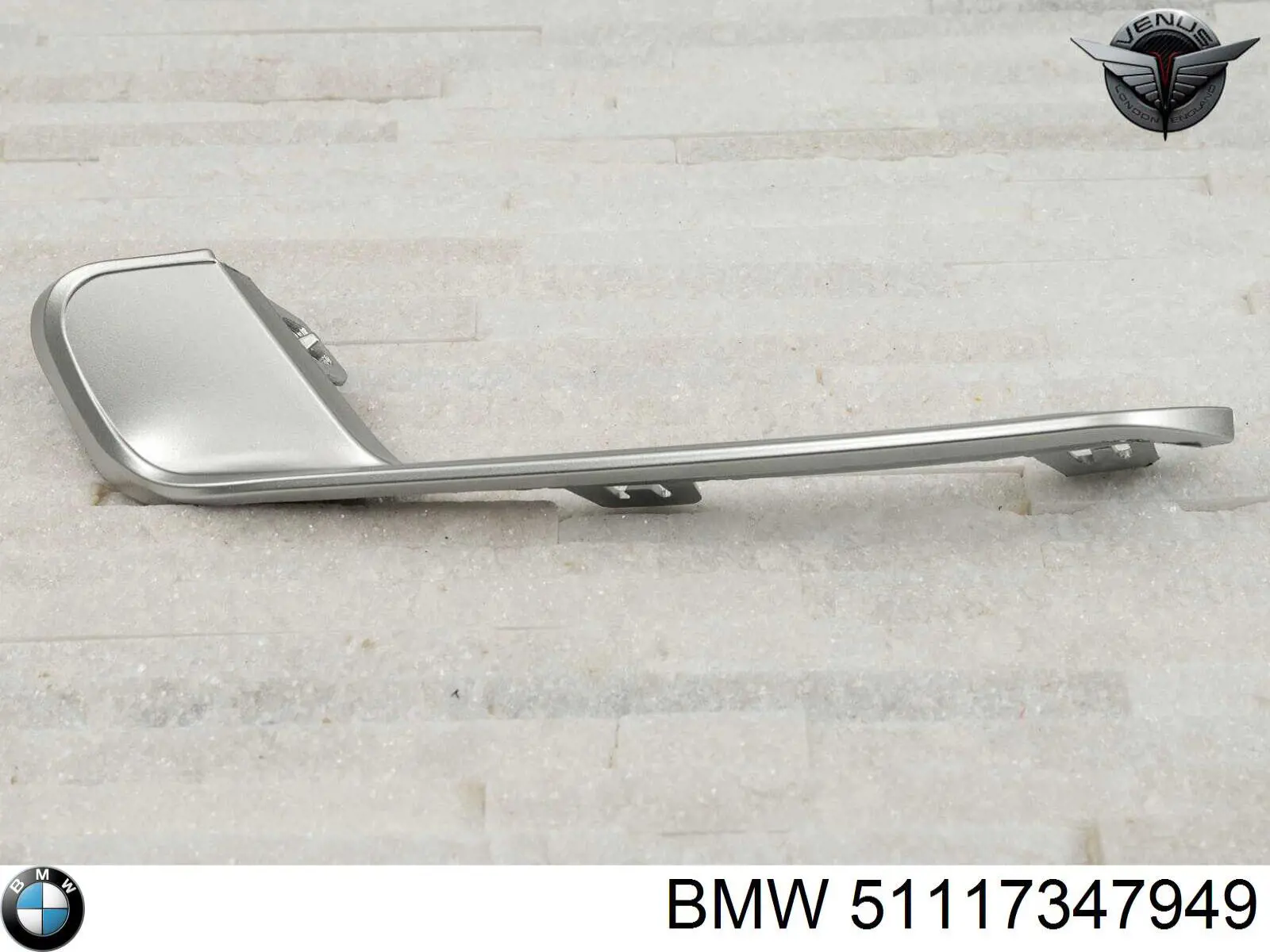 51117347949 BMW Накладка бампера переднего, левая