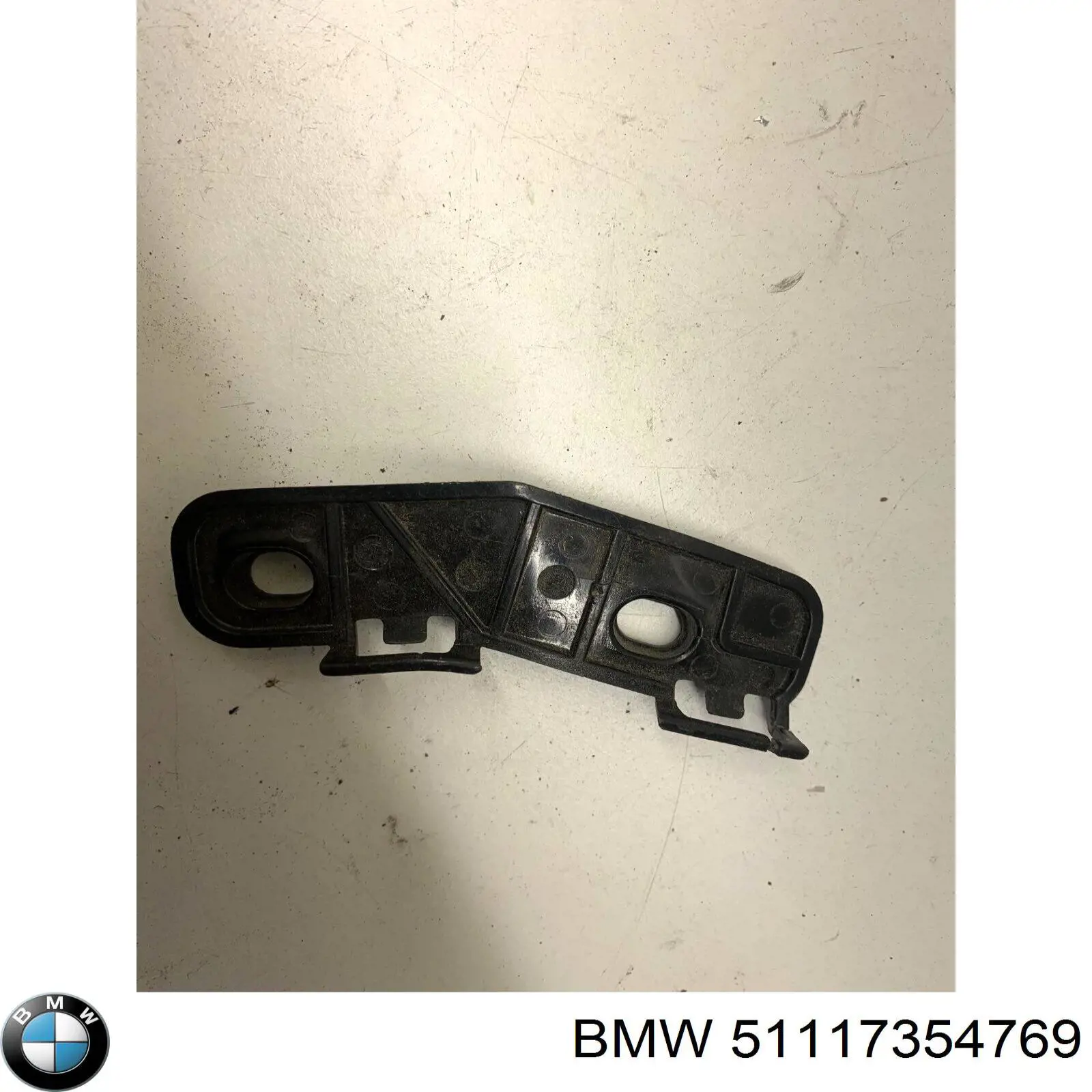 Молдинг бампера переднего, левый BMW 51117354769 цена, от 17.17 USD