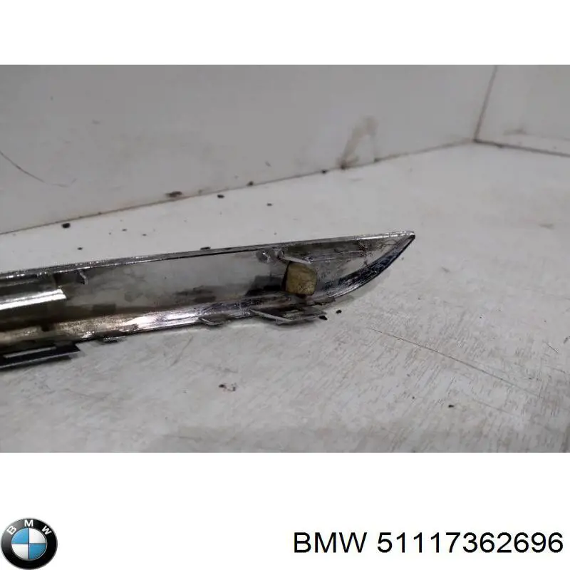 Молдинг решетки бампера переднего правый BMW 51117362696 цена, от 50.78 USD