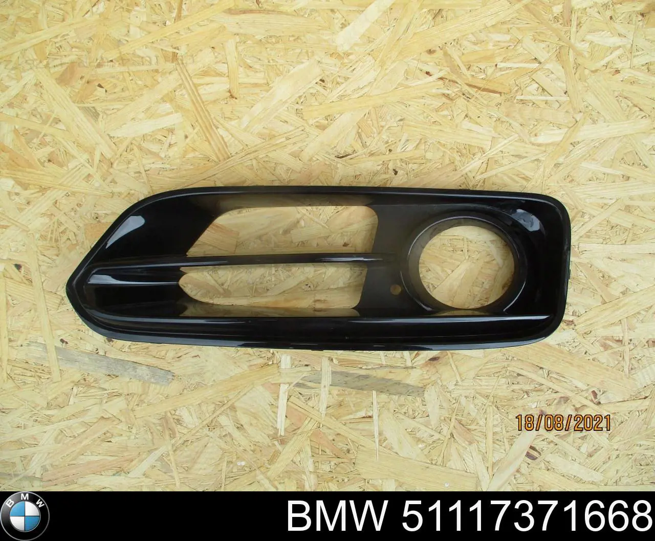 51117371668 BMW 
