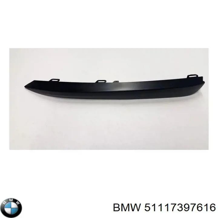 51117397616 BMW молдинг решетки бампера переднего правый