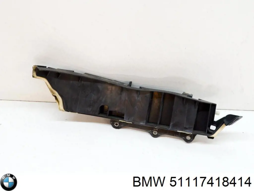 Дефлектор переднего бампера правый 7418414 BMW