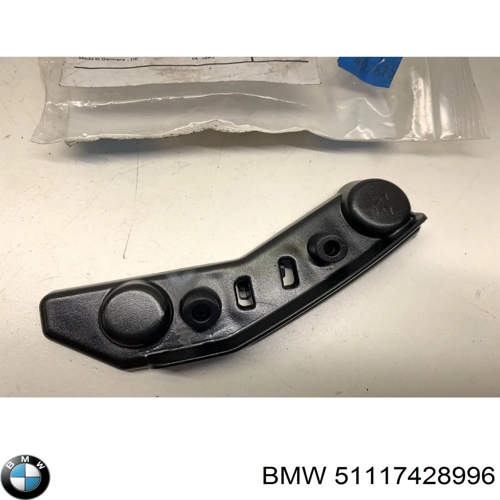 Купить 51117428996 BMW Направляющая переднего бампера правая