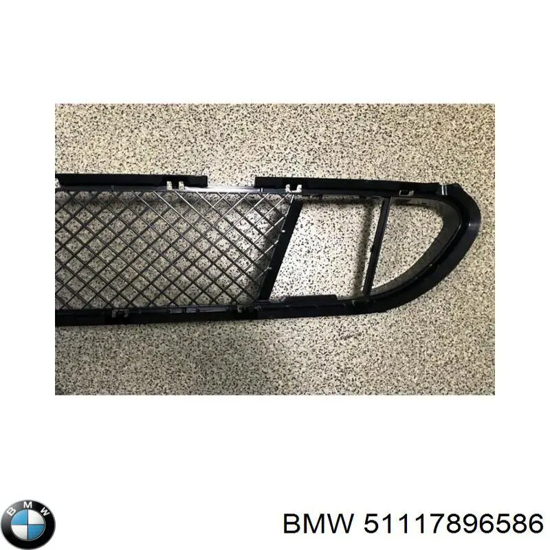 Решетка бампера переднего центральная BMW 5 седан (E60) (2003 - 2009) цена, от 31.67 USD