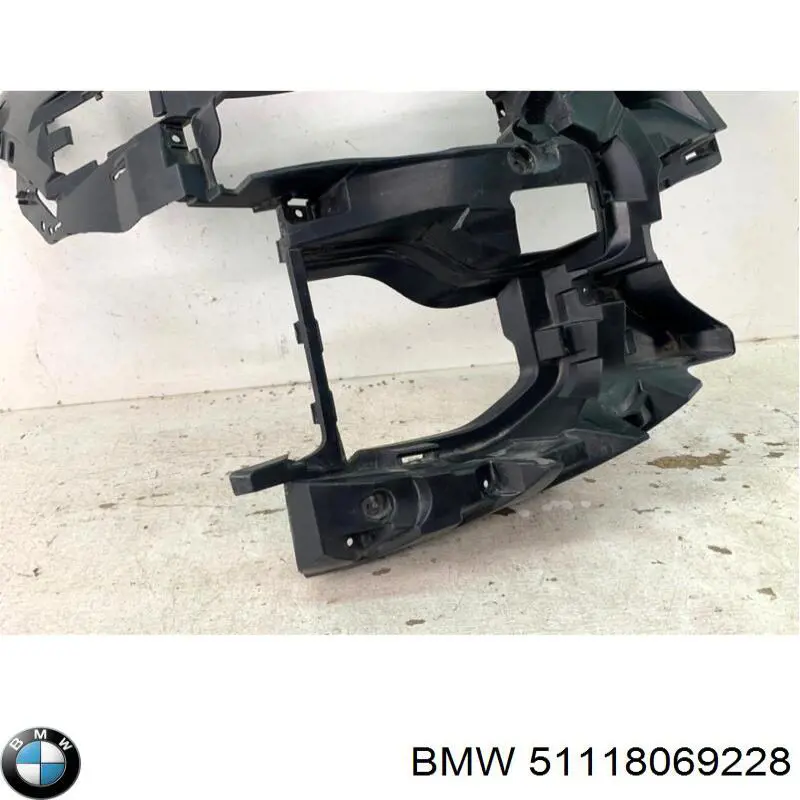 51118069228 BMW 