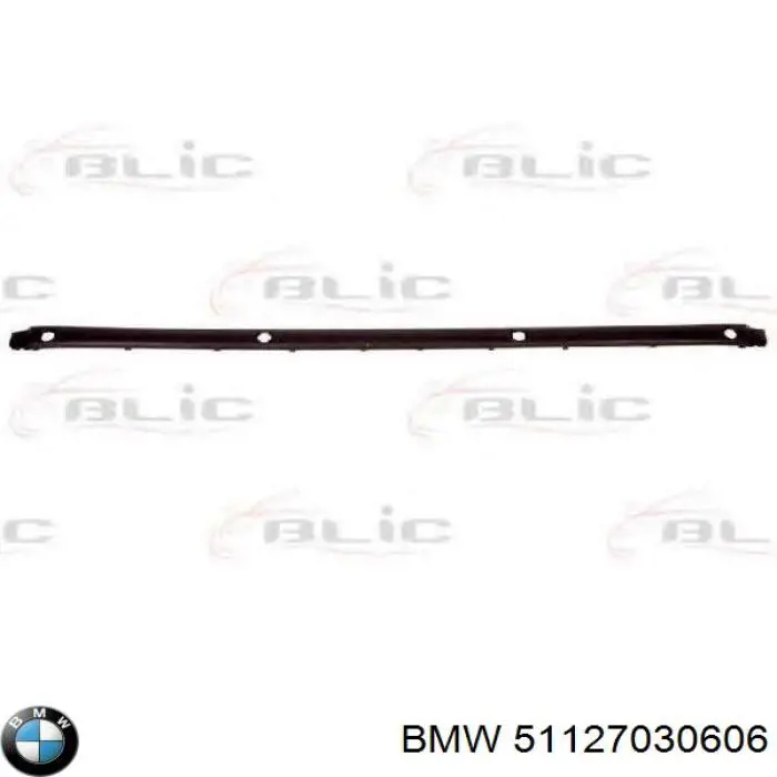 51127030606 BMW placa sobreposta do pára-choque traseiro