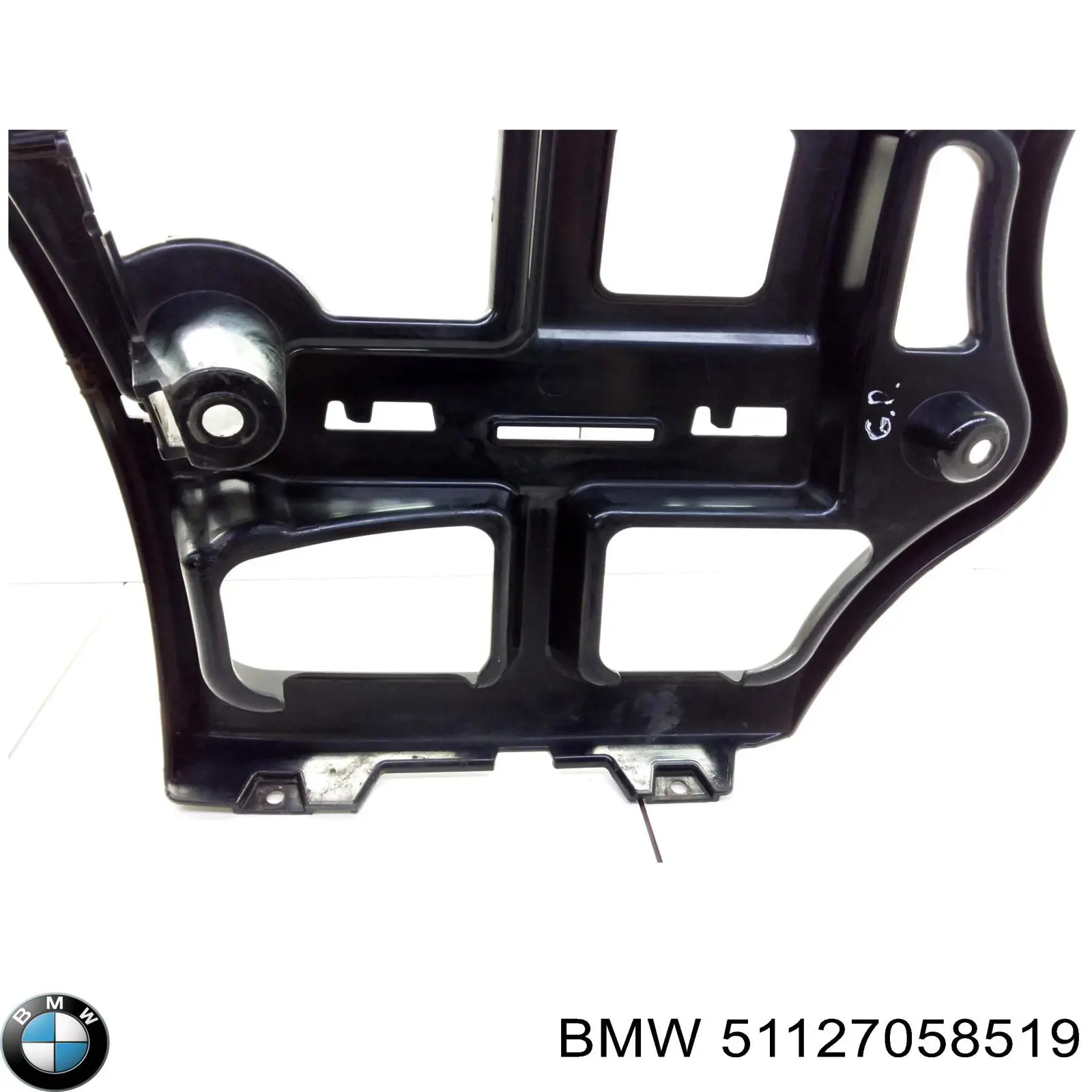 Купить 51127058519 BMW Левый кронштейн крепления бампера заднего