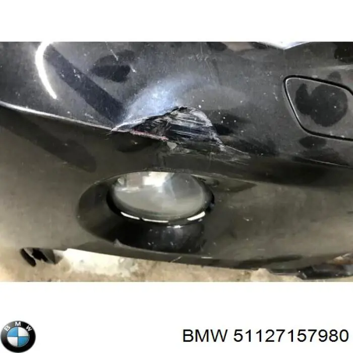 51127157980 BMW Переднее правое крыло