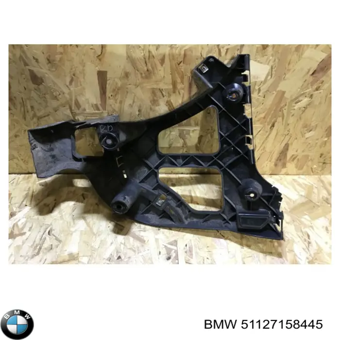 Кронштейн бампера заднего внешний левый BMW 51127158445 цена, от 19.00 USD