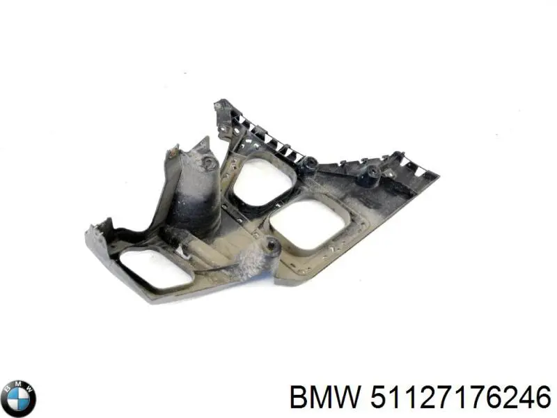 Купить 51127176246 BMW Направляющая заднего бампера правая