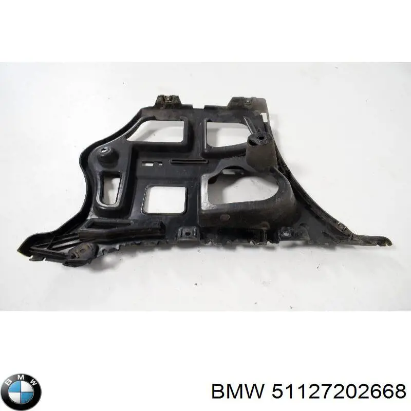 Направляющая заднего бампера, правая BMW 51127202668