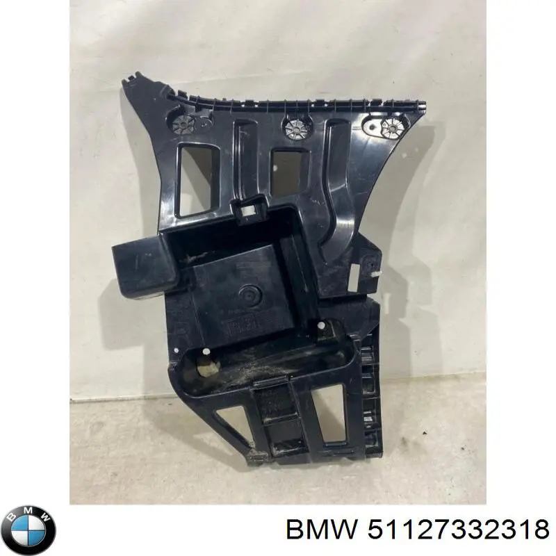 Купить 51127332318 BMW Направляющая заднего бампера правая