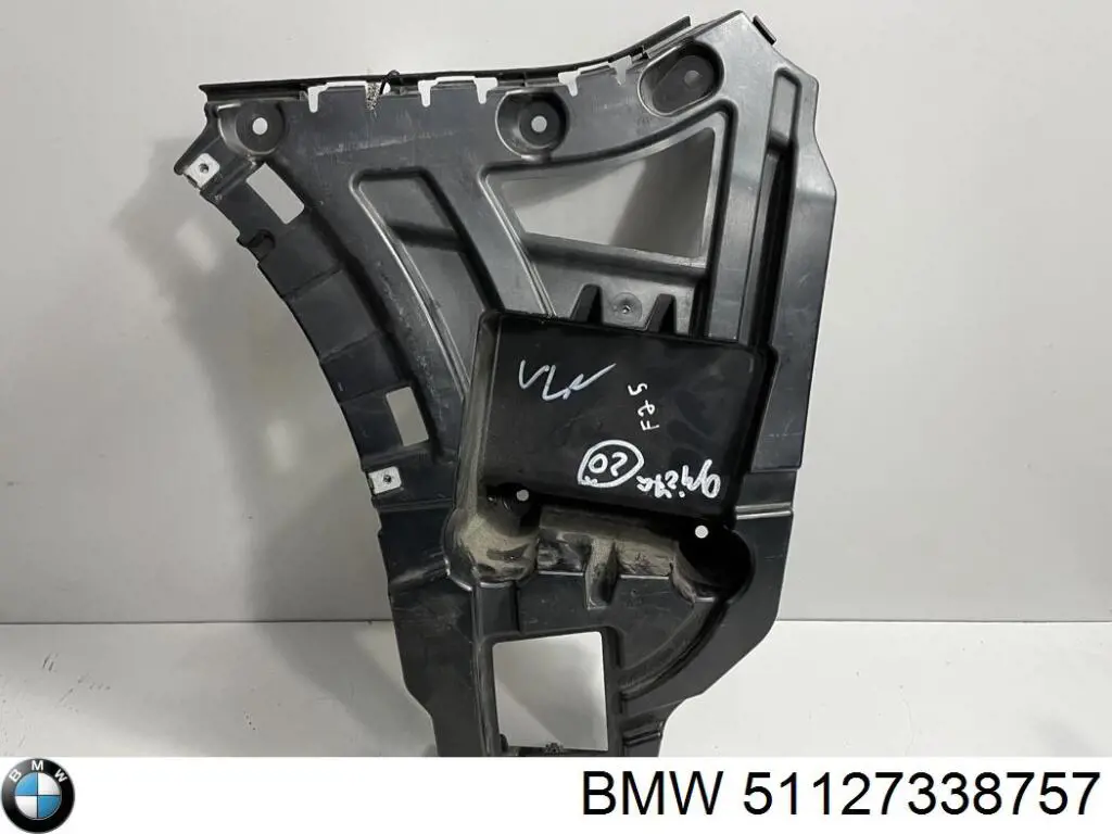 Кронштейн бампера заднего левый 51127338757 BMW