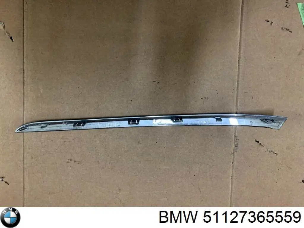 51127365559 BMW Молдинг заднего бампера, левый