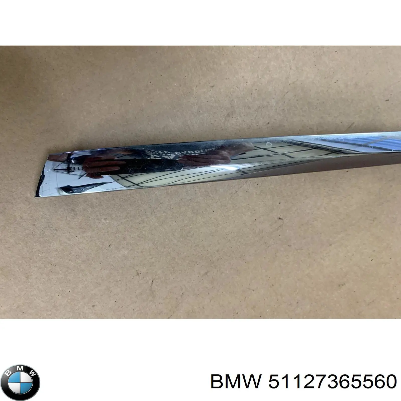 Молдинг бампера заднего правый 51127365560 BMW