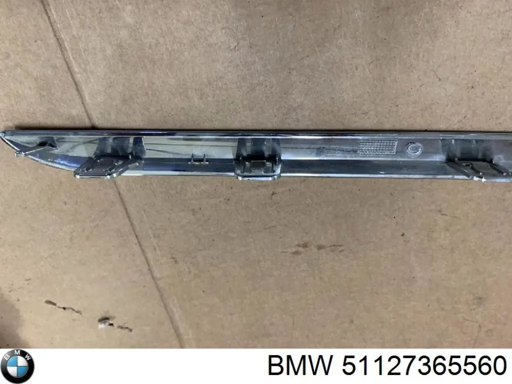 51127365560 BMW Молдинг бампера заднего правый