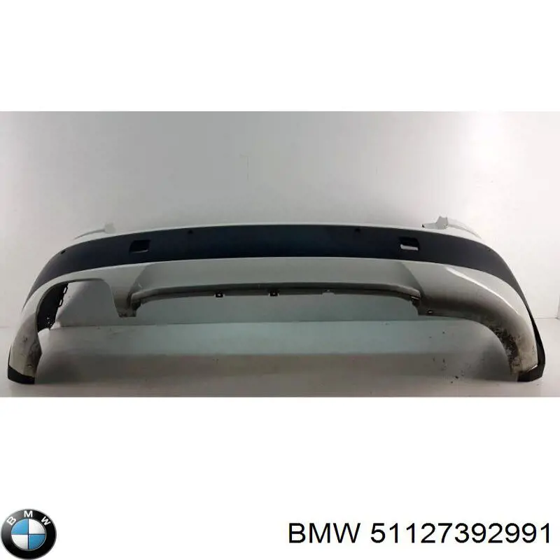 Задний бампер 51127392991 BMW