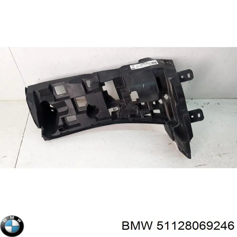 Крепление бамера правое Autotechteile 7145198 цена, от 81.79 USD