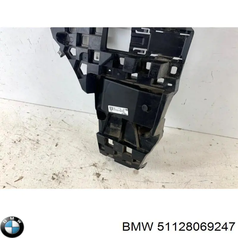 Купить 7155101 Autotechteile Кронштейн бампера заднего внешний левый