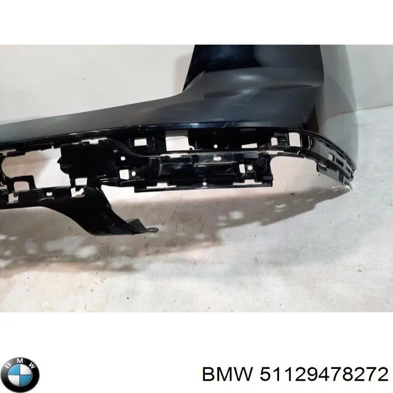 Задний бампер 51129478272 BMW