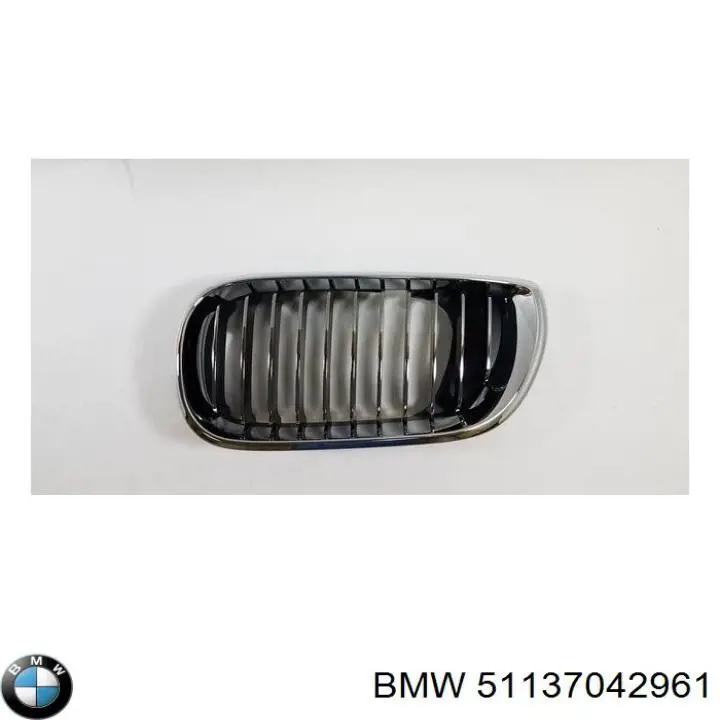 Решетка радиатора левая BMW 51137042961