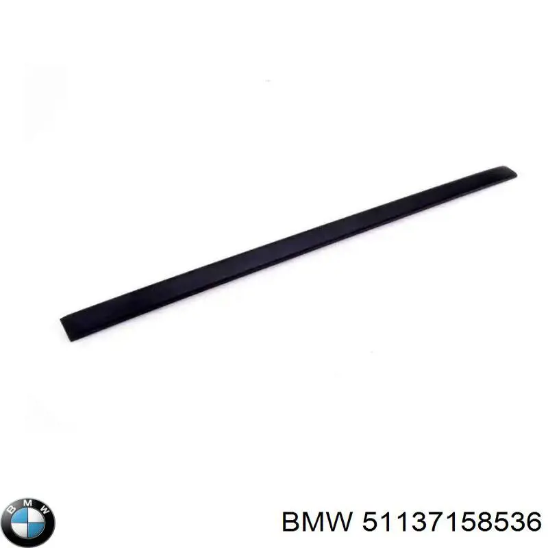 Молдинг двери задней правой 51137158536 BMW