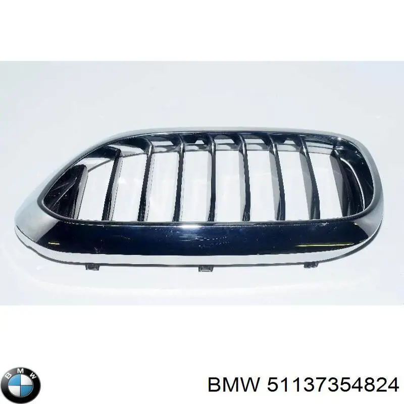 Решетка радиатора правая BMW 51137354824
