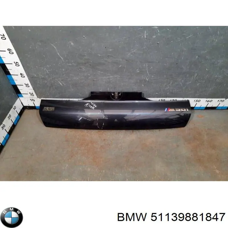 Купить 51139881847 BMW Накладка двери багажника