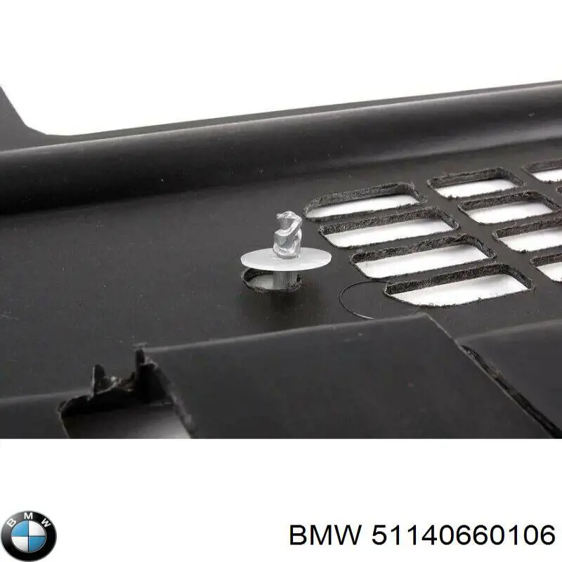 51140660106 BMW Фирменный значек капота