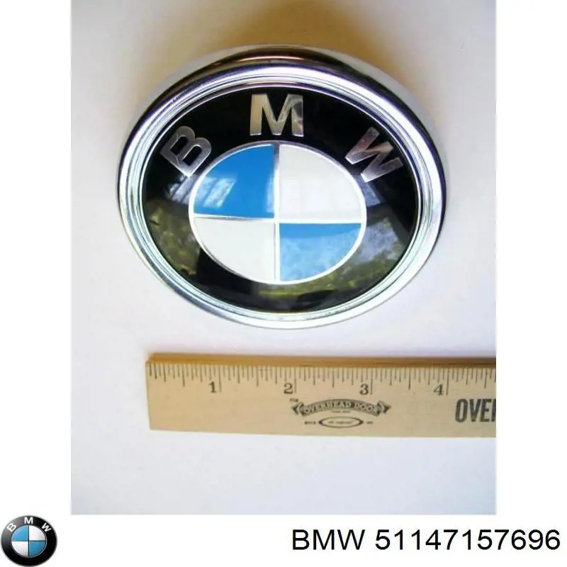 Эмблема на крышку багажника BMW 51147157696
