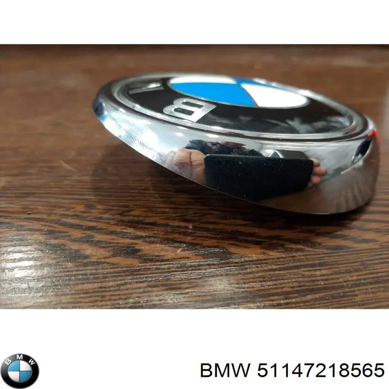 Фирменный значок BMW 51147218565 цена, от 11.73 USD