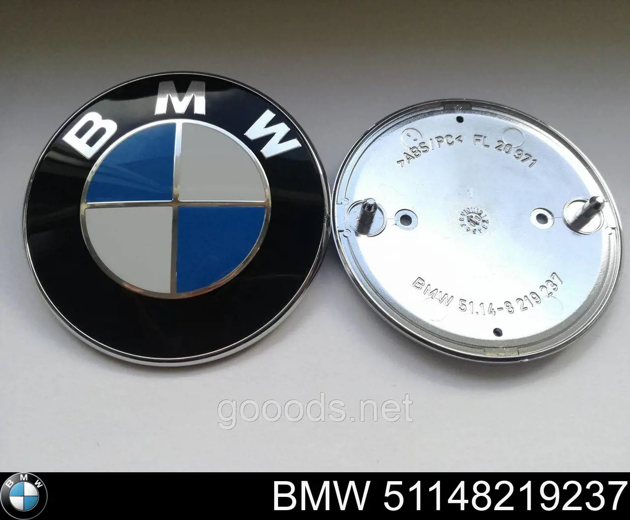 51148219237 BMW Фирменный значек на багажник