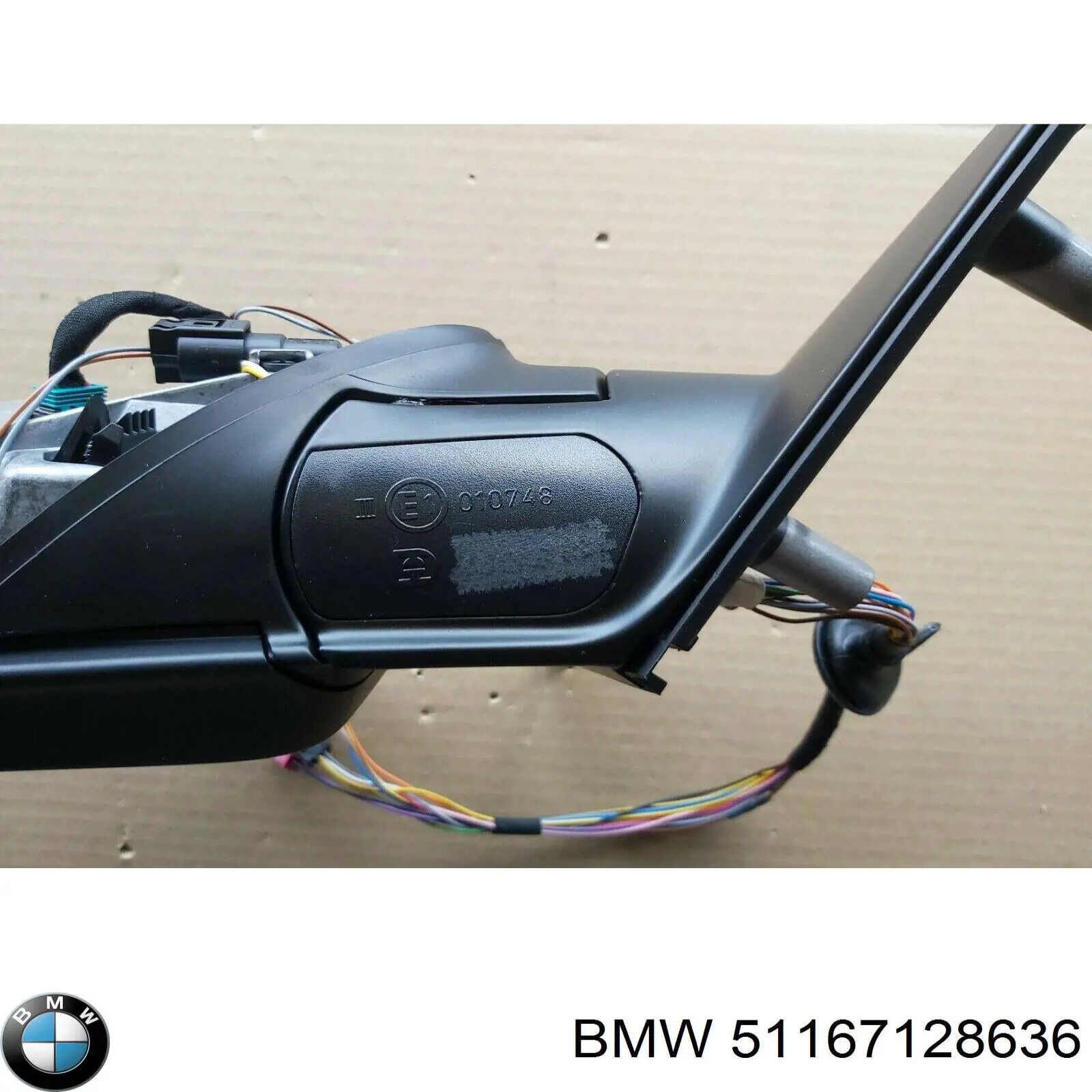 Правое зеркало 51167189512 BMW