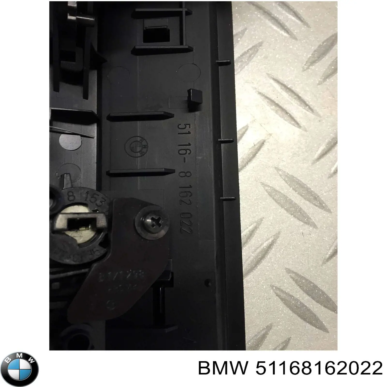  51168162022 BMW