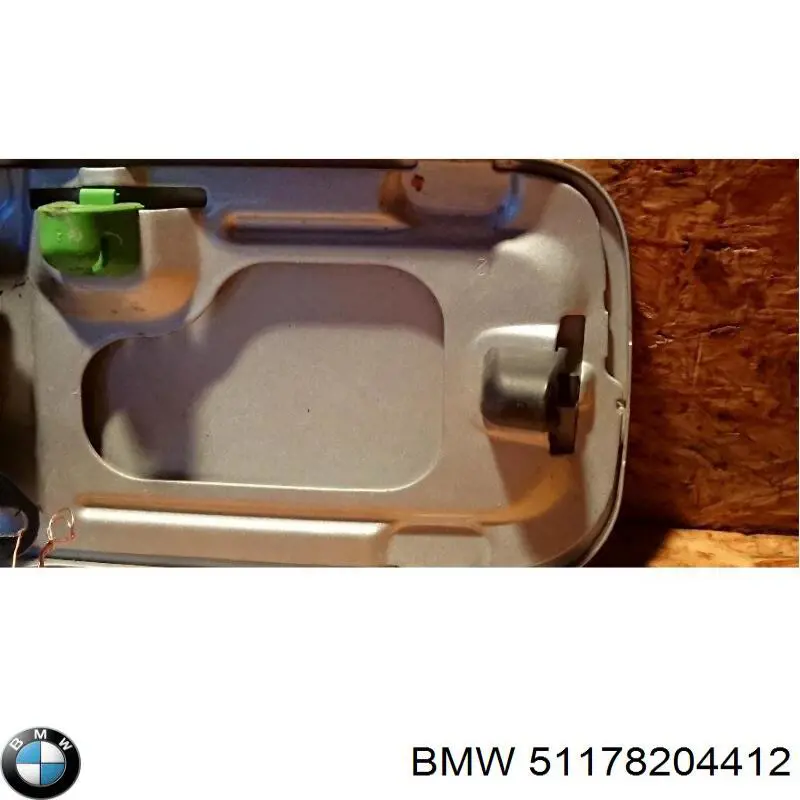 Лючок (дверца) бензобака BMW 5 седан (E39) (1995 - 2003) цена, от 5.17 USD