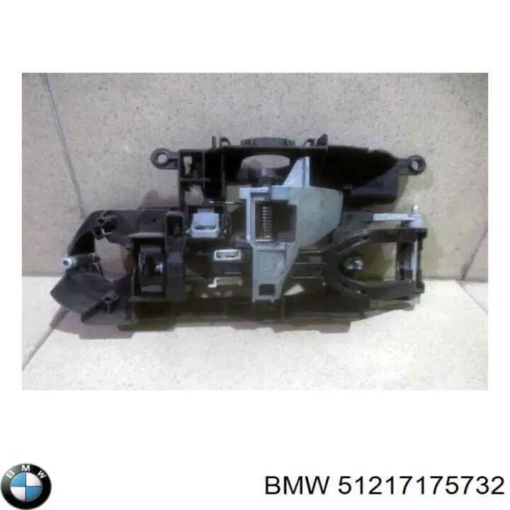 Держатель наружной ручки двери задней правой BMW 51217175732 цена, от 12.67 USD