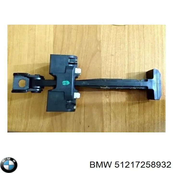 51217258932 BMW limitador dianteiro esquerdo de abertura de porta