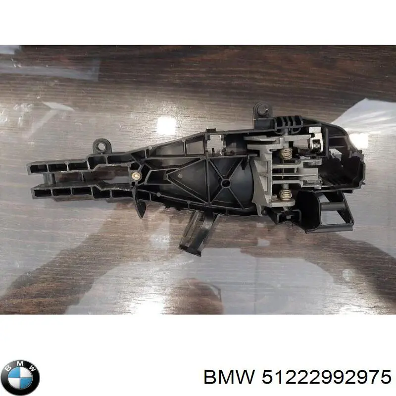 Держатель наружной ручки двери задней левой BMW 51222992975 цена, от 25.54 USD