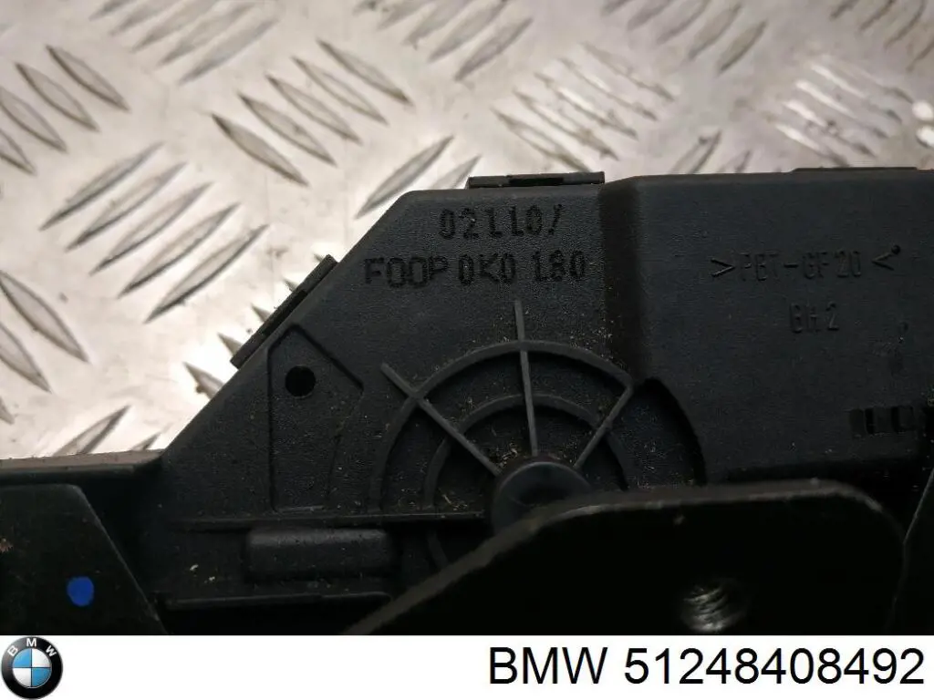 51248408492 BMW Cerradura de maletero original y equivalente