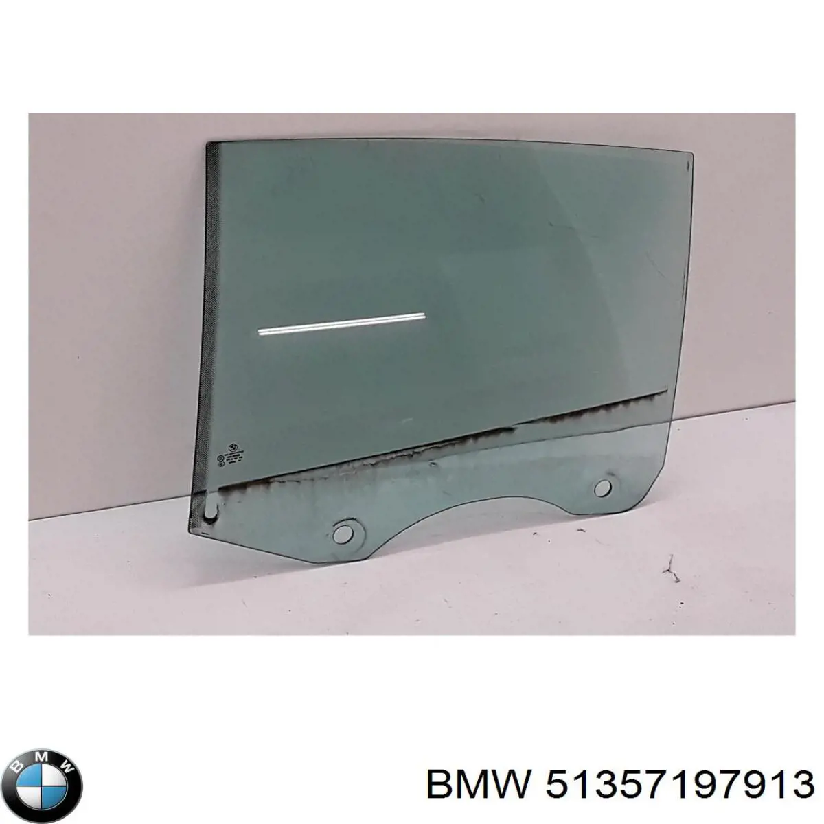 51357197913 BMW Стекло двери задней левой