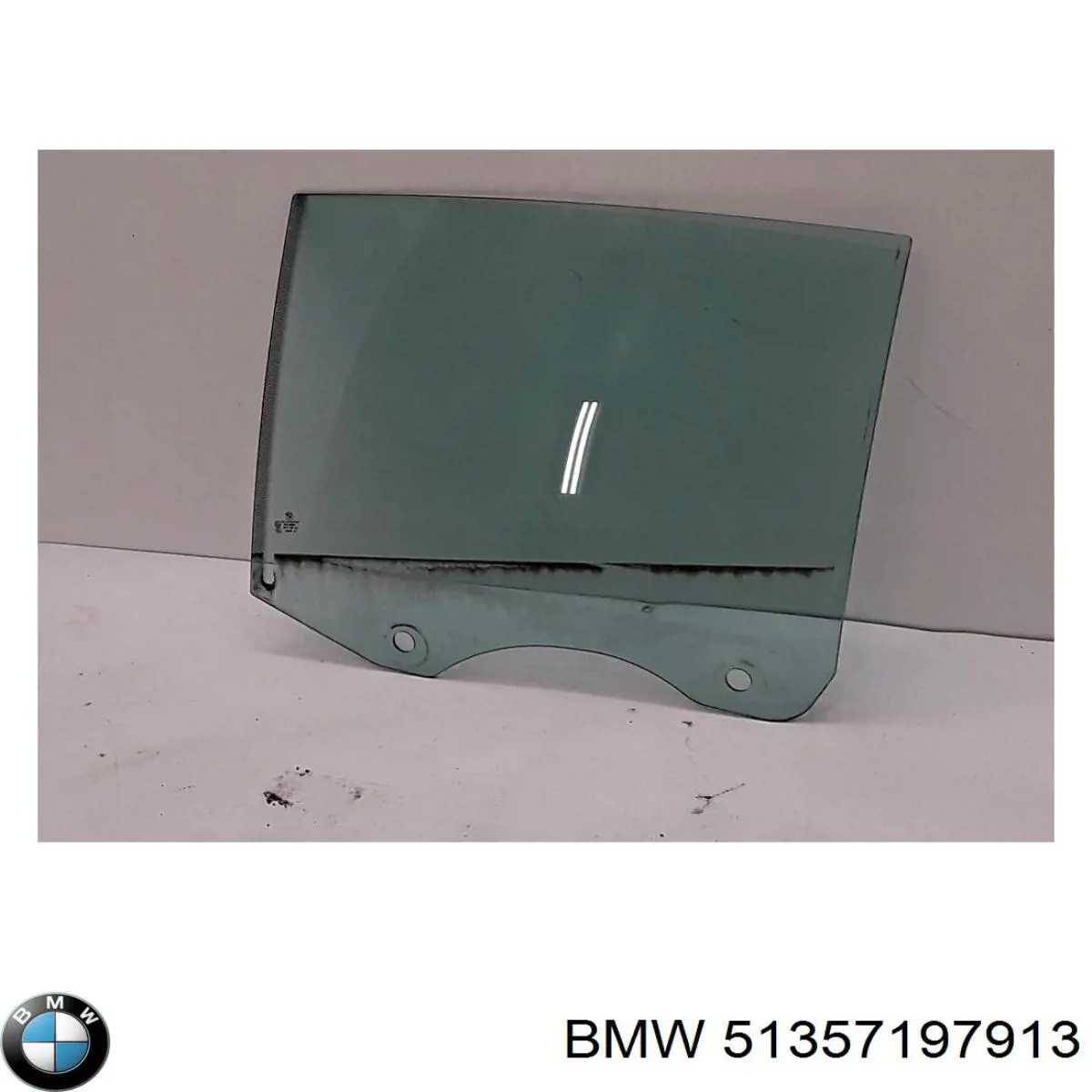 Купить 51357197913 BMW Стекло двери задней левой