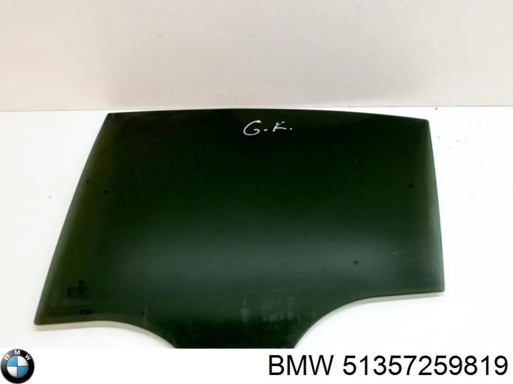 Купить 51357259819 BMW Стекло двери задней левой
