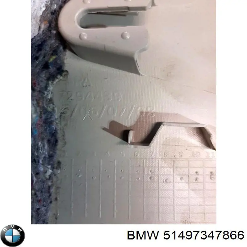 Купить 51497347866 BMW Обшивка-облицовка задней двери