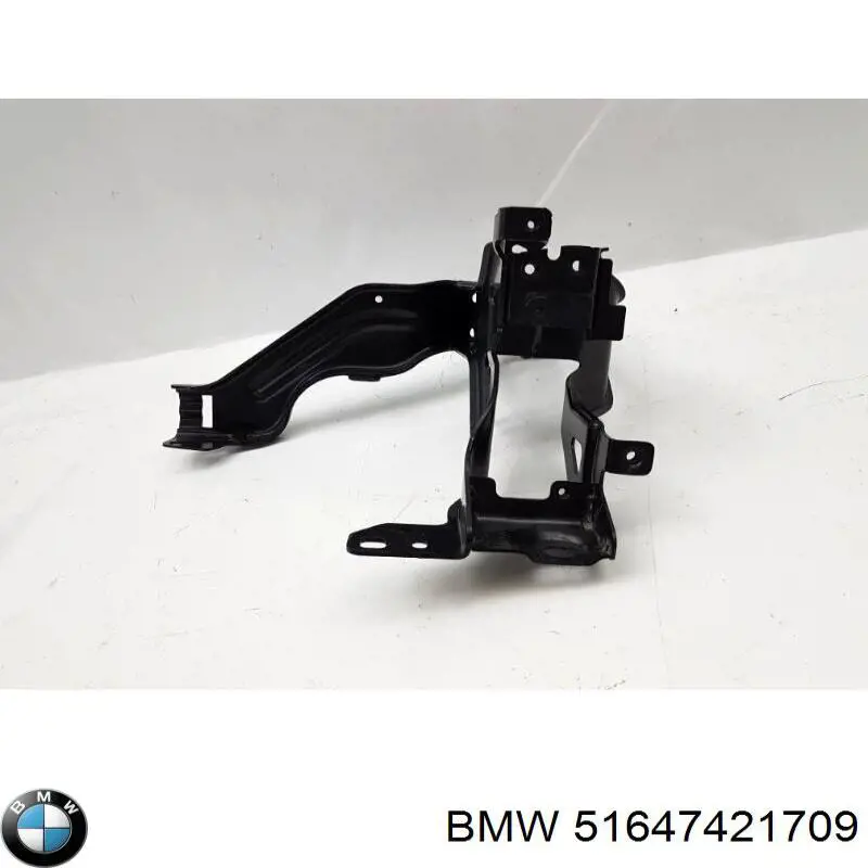 51647421709 BMW suporte esquerdo do radiador (painel de montagem de fixação das luzes)