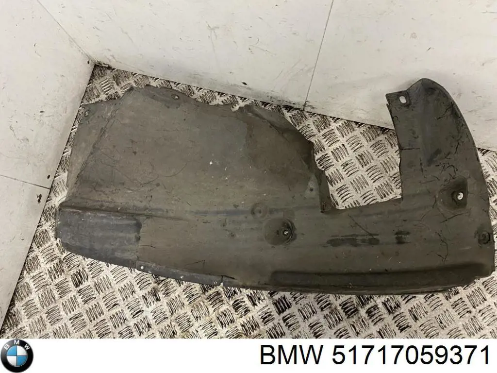 Подкрылок крыла переднего левый задний BMW 51717059371 цена, от 15.86 USD
