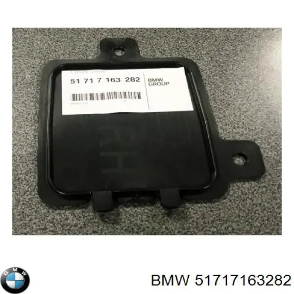 Guarda-barras direito do pára-lama dianteiro para BMW X5  E70