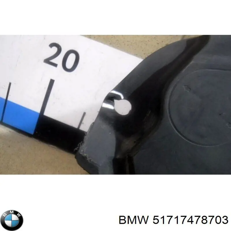 Защита бампера переднего левая 51717478703 BMW