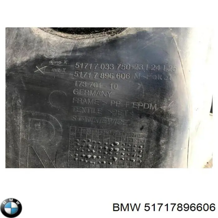 Купить 51717896606 BMW Подкрылок передний правый