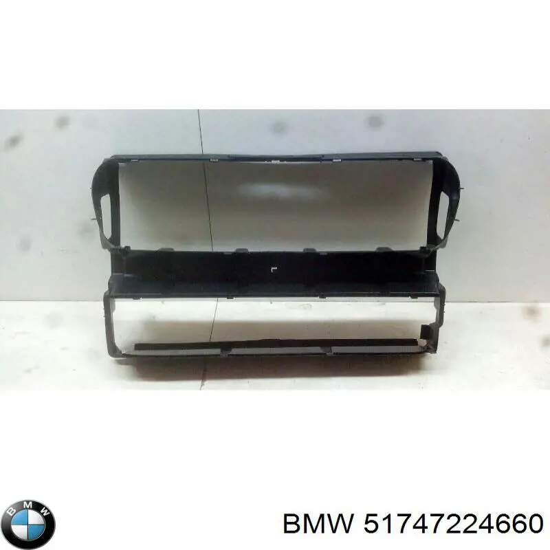 51747224660 BMW Воздуховоды системы охлаждения двигателя